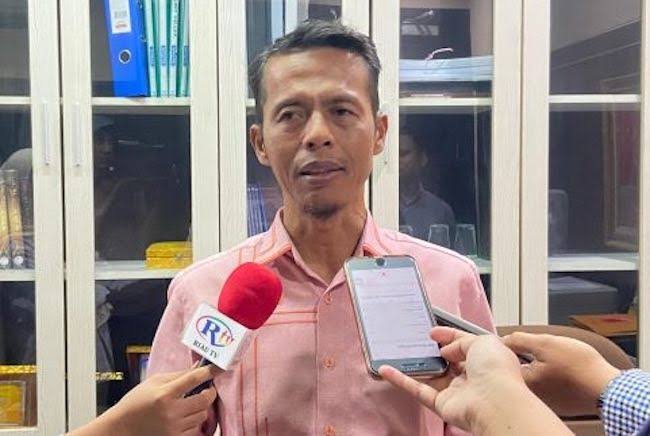 Ketua Komisi IV DPRD Kota Pekanbaru, Rois SAg (foto/Mimi)